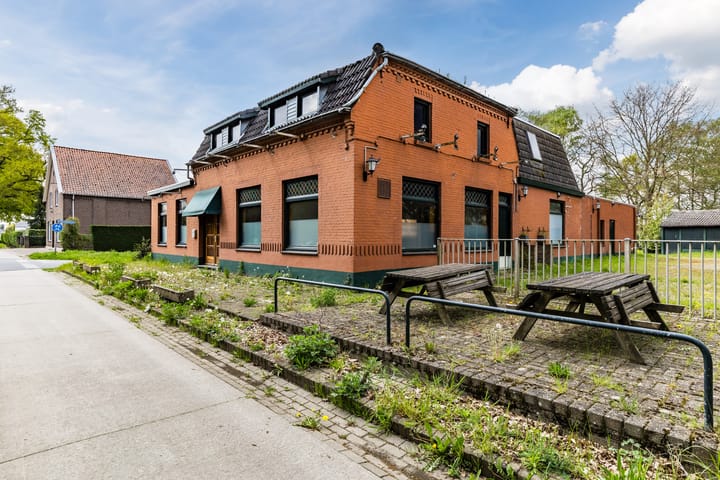 Photo 4 of Napoleonsweg 3