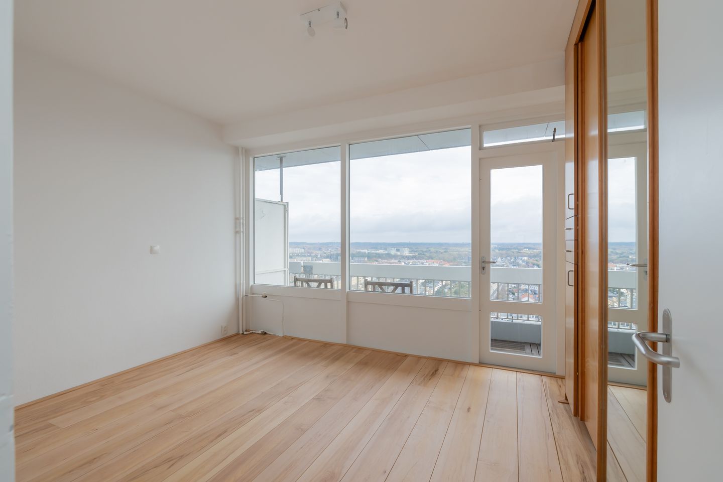 Foto 20 van Burgemeester van Fenemaplein 2-A1502