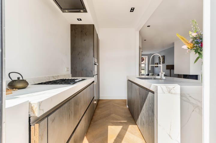 Foto 21 van Van Zeggelenstraat 72