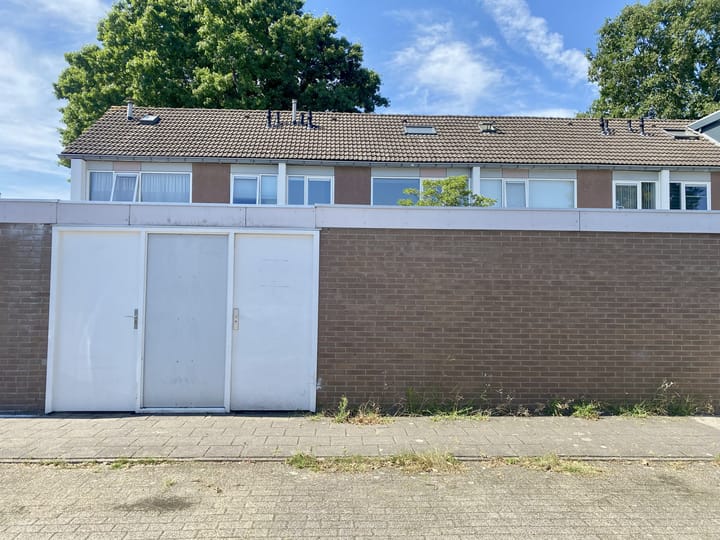 Foto 7 van Heilige Stoel 4604