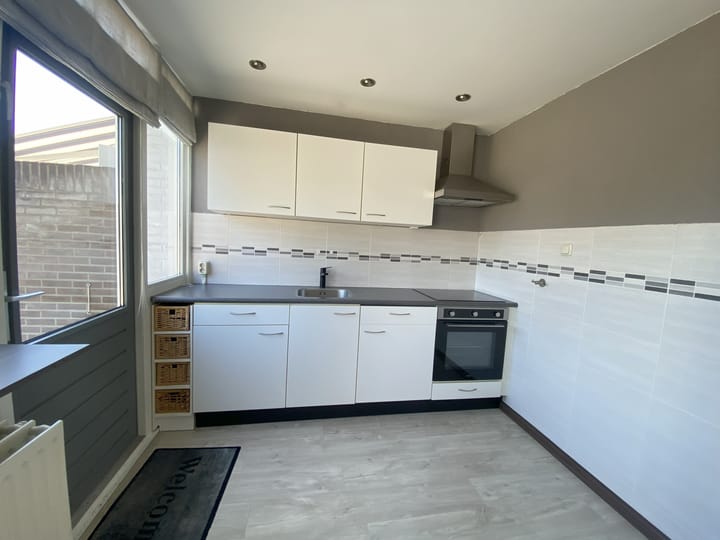 Foto 12 van Heilige Stoel 4604