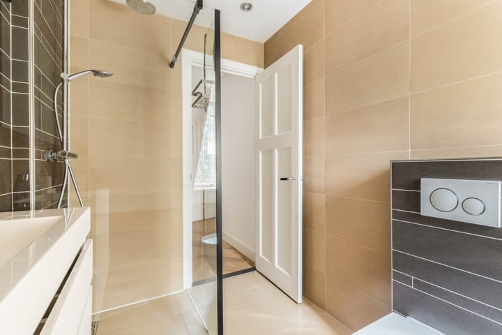 Foto 33 van Van Zeggelenstraat 72