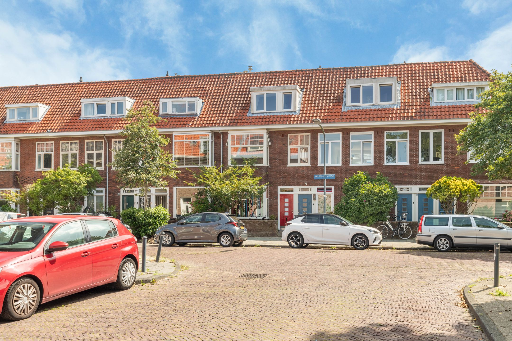 Foto 48 van Van Zeggelenstraat 72