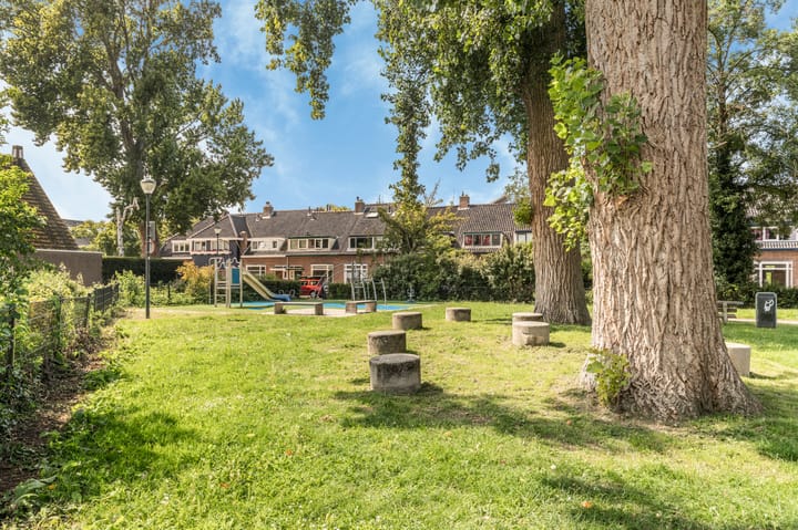 Foto 50 van Van Zeggelenstraat 72