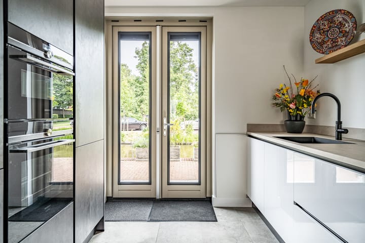 Photo 20 of Schoorlaan 82