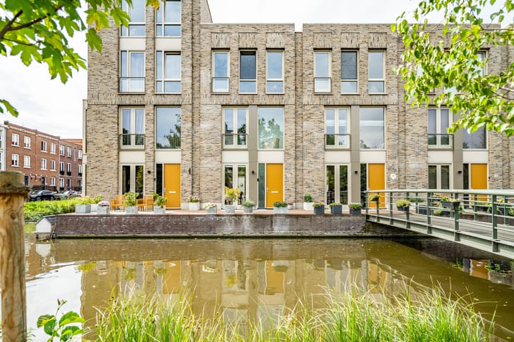 Photo 64 of Schoorlaan 82