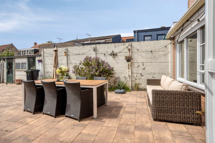 Foto 14 van Voorstraat 6