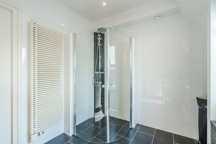 Foto 41 van Lisdodde 6