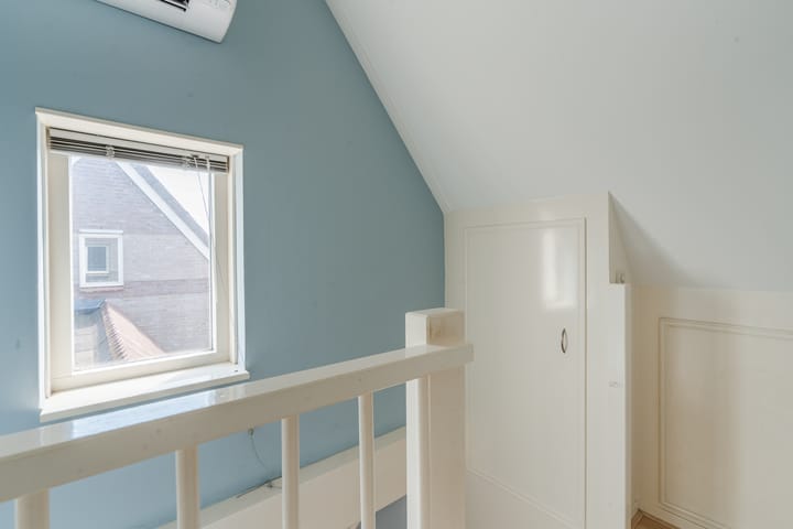 Foto 43 van Lisdodde 6