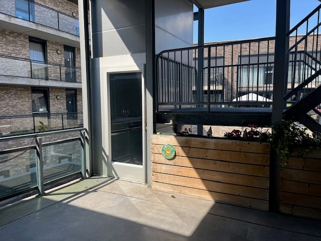 Foto 15 van Westdam 1-B