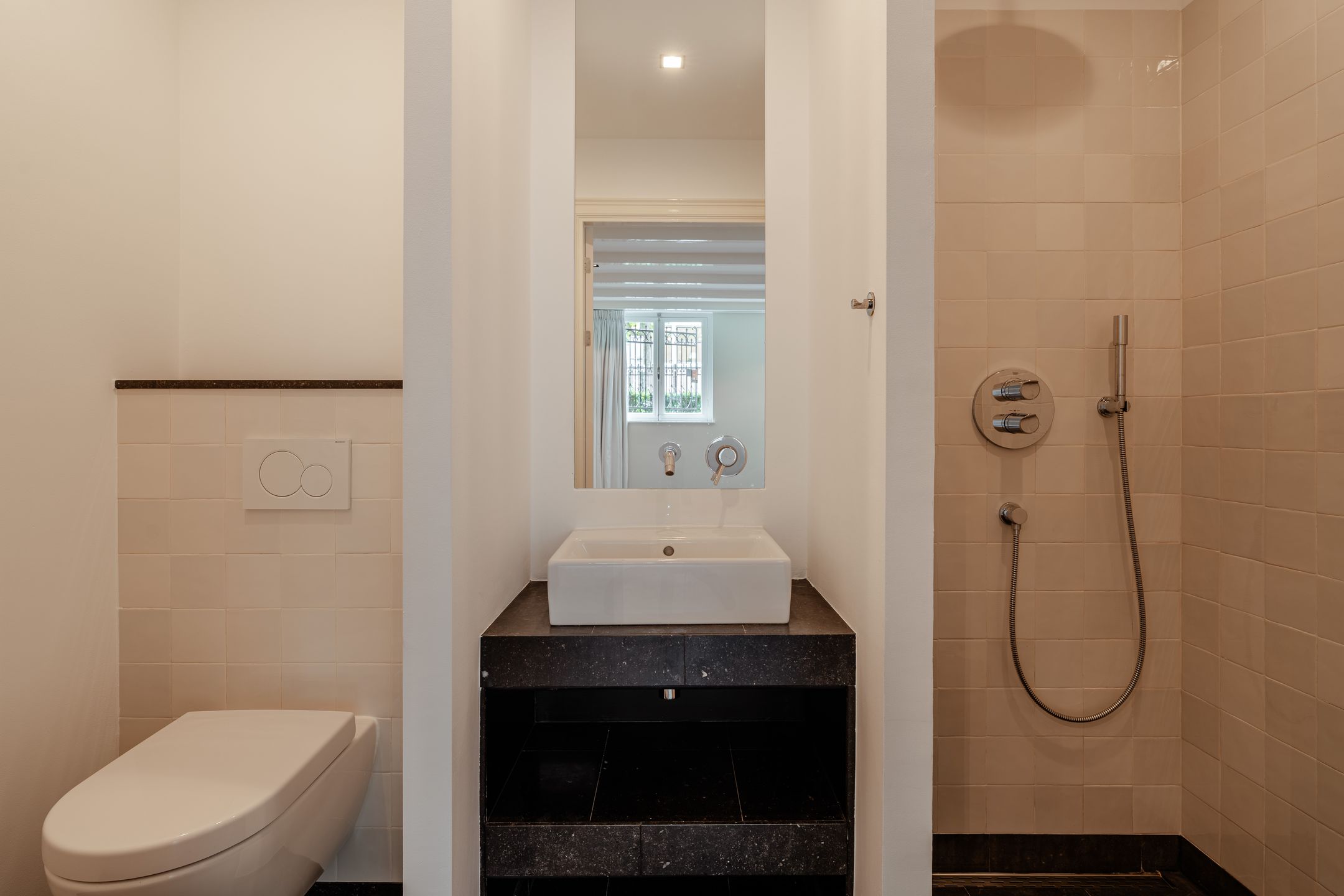 Photo 39 of Prins Hendriklaan 14-A