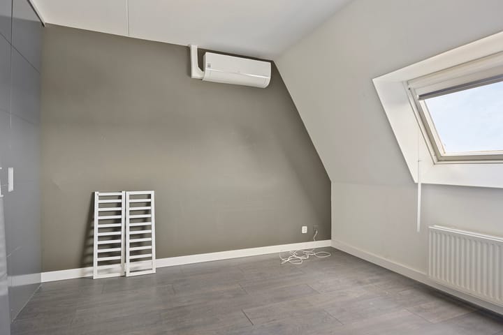 Foto 12 van Dorpstraat 65-D