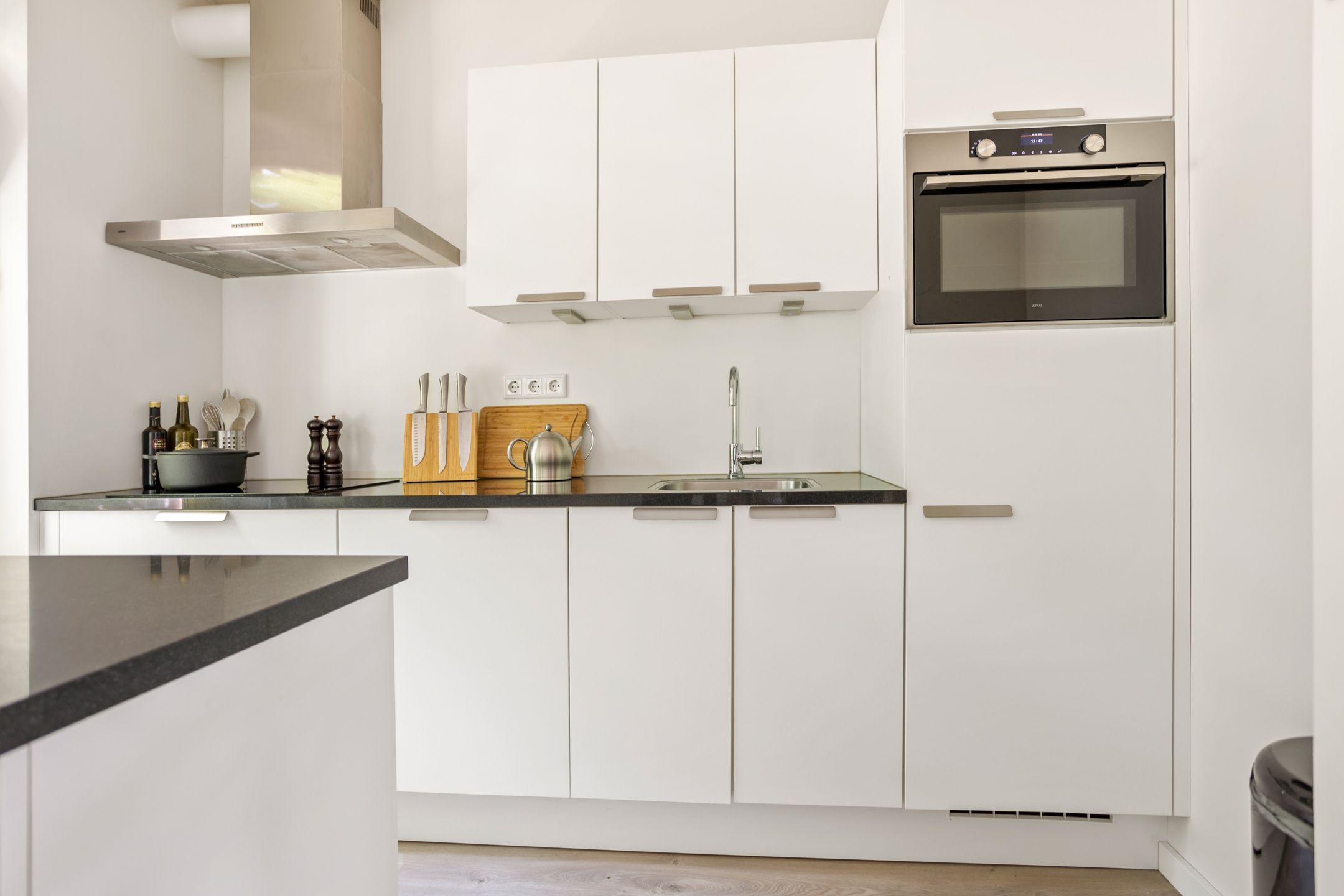 Photo 3 of Paulus Potterlaan 35