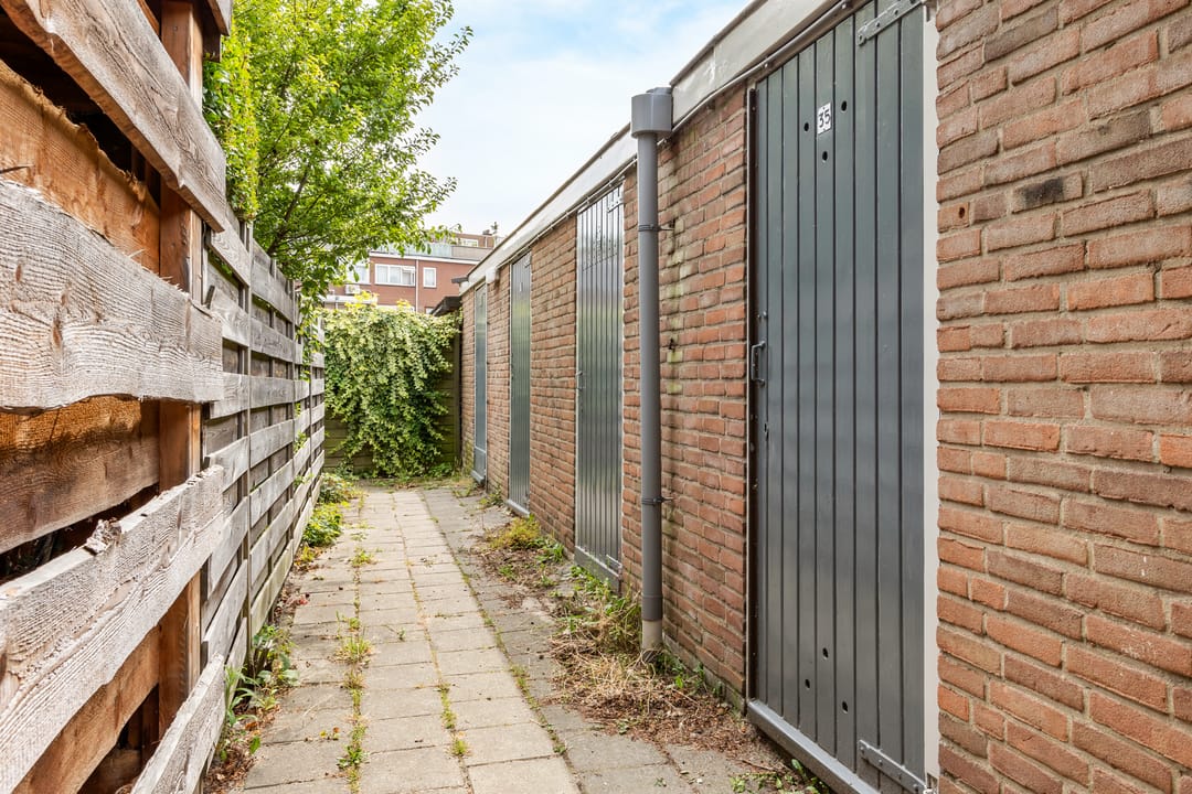 Photo 26 of Paulus Potterlaan 35