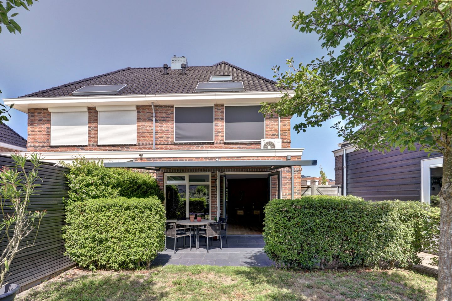 Foto 10 van Boudewijn Büchlaan 13