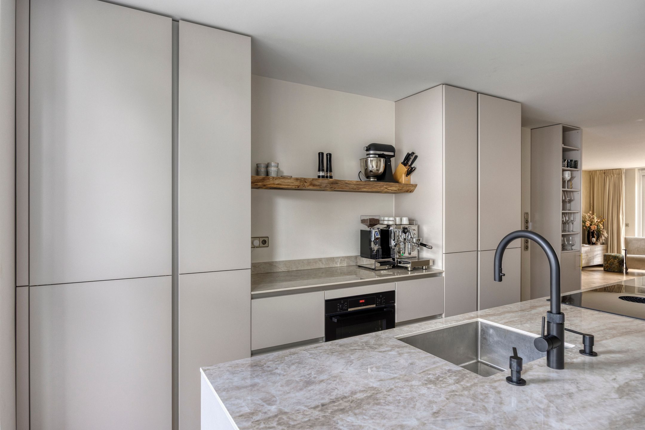 Photo 21 of Kapiteinstraat 10