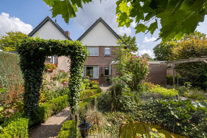 Foto 2 van Bruglaan 22