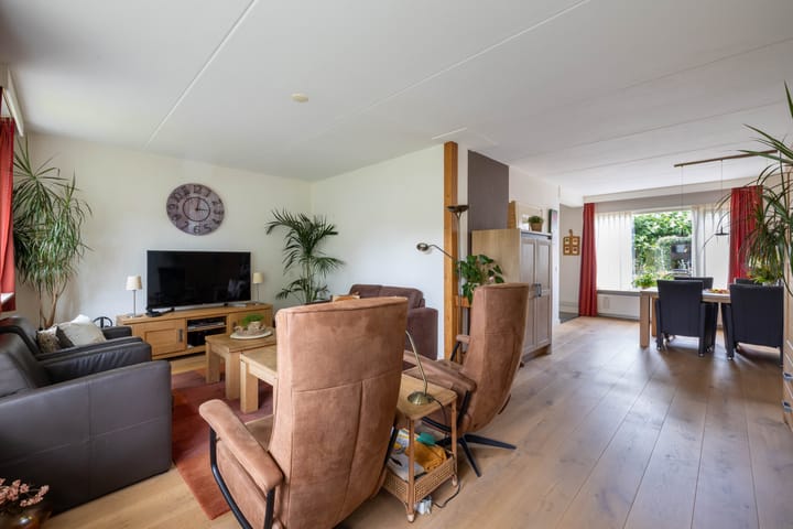 Foto 6 van Bruglaan 22