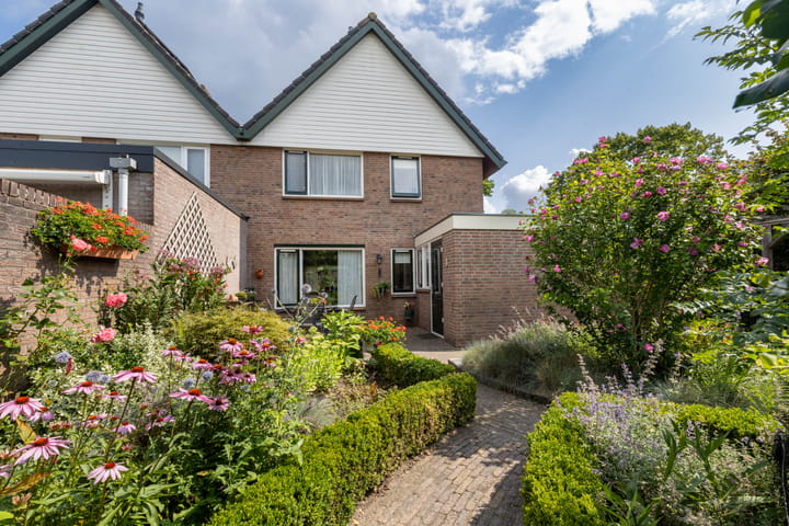 Foto 27 van Bruglaan 22