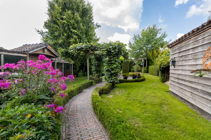 Foto 28 van Bruglaan 22