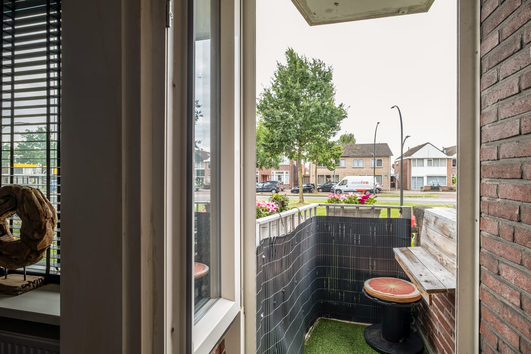 Foto 17 van Gronausestraat 1105