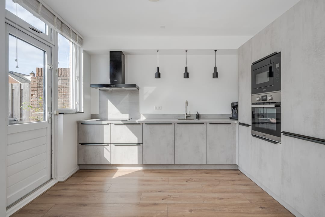 Foto 17 van Jan van Brakelplantsoen 3