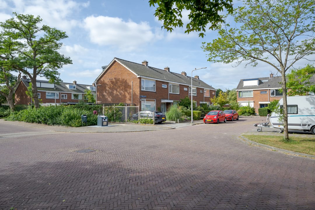 Foto 38 van Jan van Brakelplantsoen 3