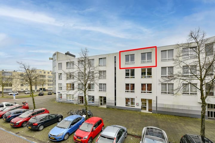 Foto 16 van Charlotte Brontéstraat 38