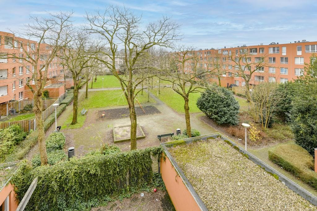 Foto 17 van Charlotte Brontéstraat 38