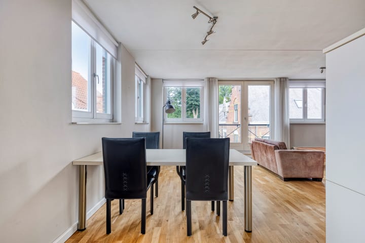 Foto 14 van Basiliekstraatje 16