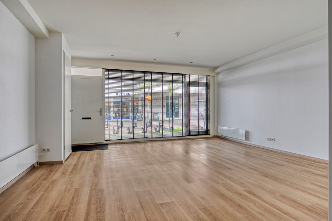 Foto 7 van Corridor 37-B