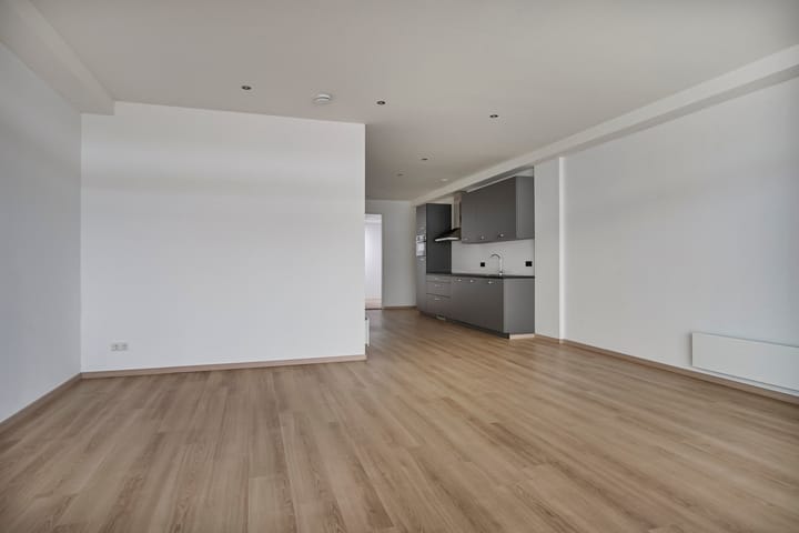 Foto 10 van Corridor 37-B