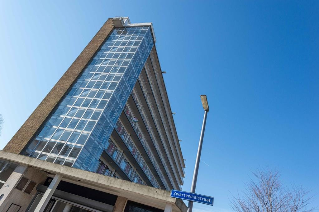 Photo 2 of Zwartewaalstraat 97