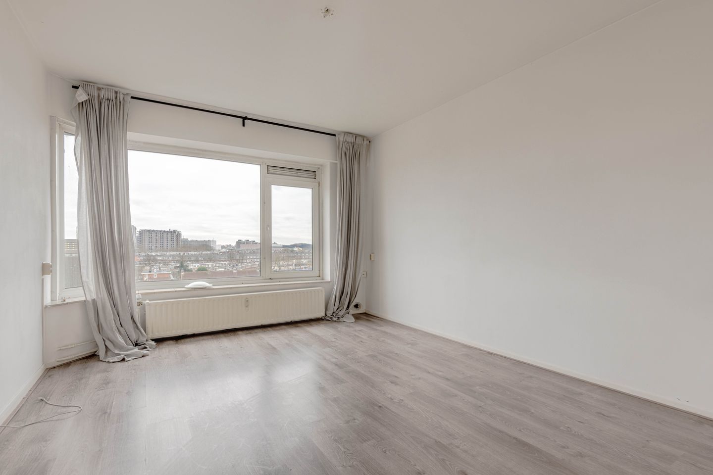 Photo 10 of Zwartewaalstraat 97