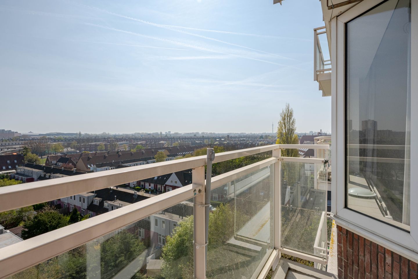 Photo 14 of Zwartewaalstraat 97