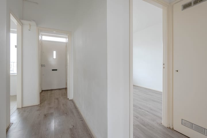 Foto 8 van Zwartewaalstraat 97