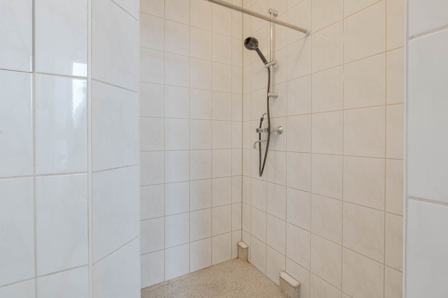 Photo 19 of Zwartewaalstraat 97