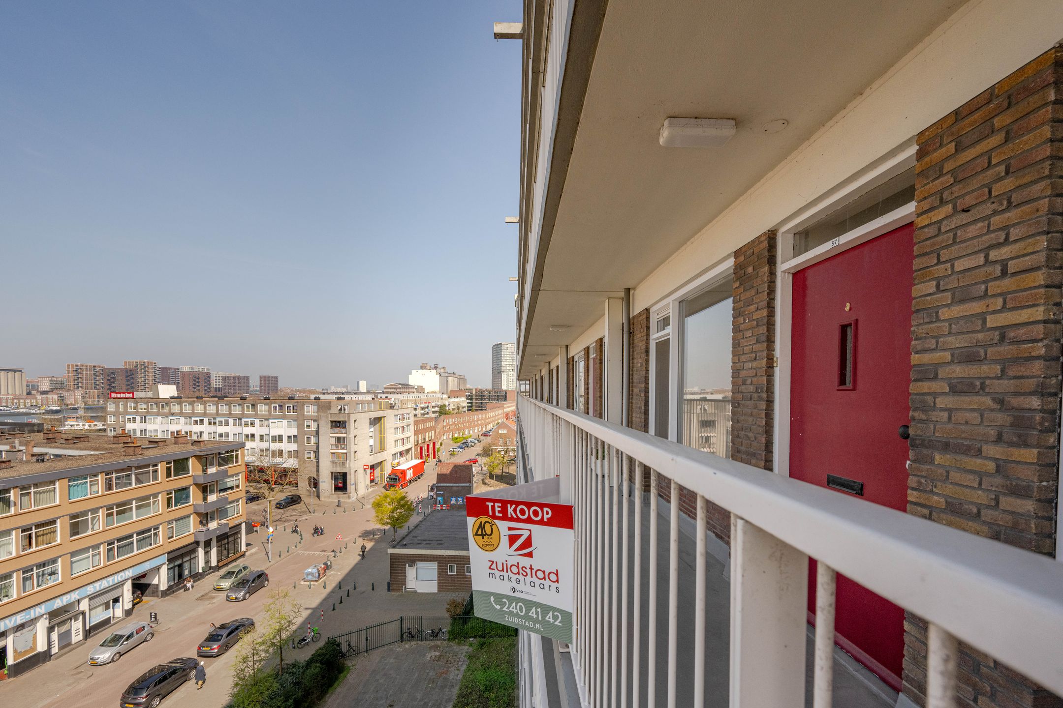 Photo 6 of Zwartewaalstraat 97