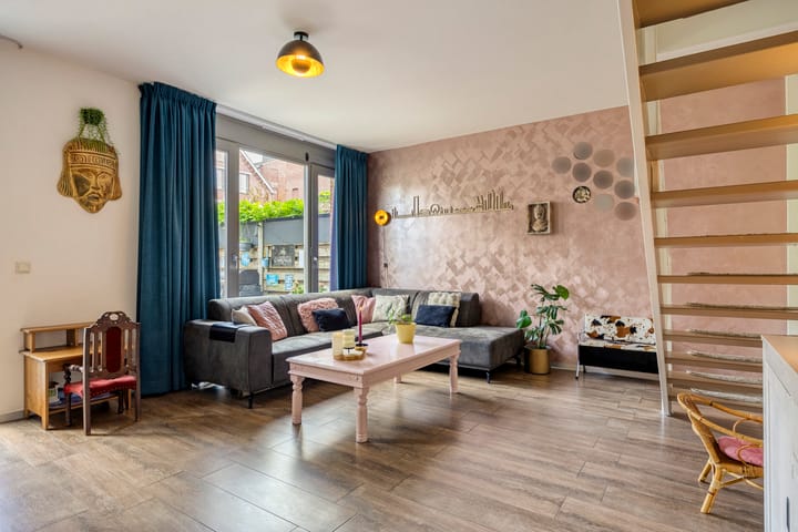 Foto 9 van Erasplaats 90