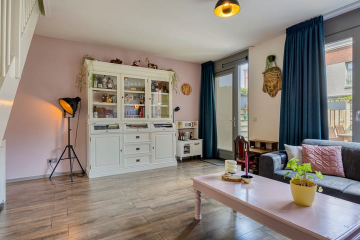 Foto 10 van Erasplaats 90