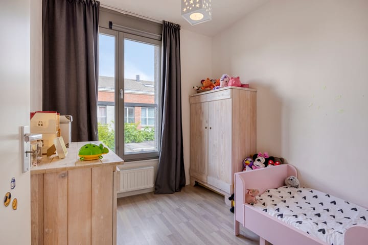 Foto 24 van Erasplaats 90