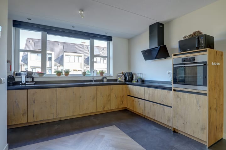 Photo 12 of De Overhaal 15