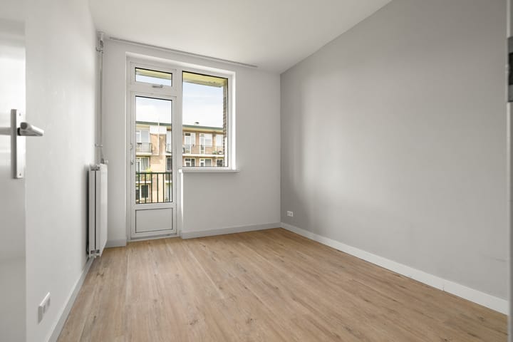 Foto 8 van Lucellestraat 7-2