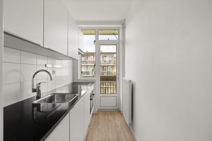 Foto 10 van Lucellestraat 7-2