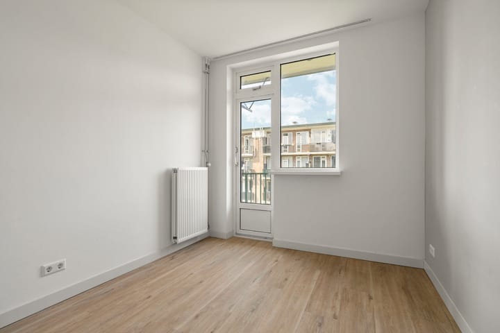 Foto 13 van Lucellestraat 7-2