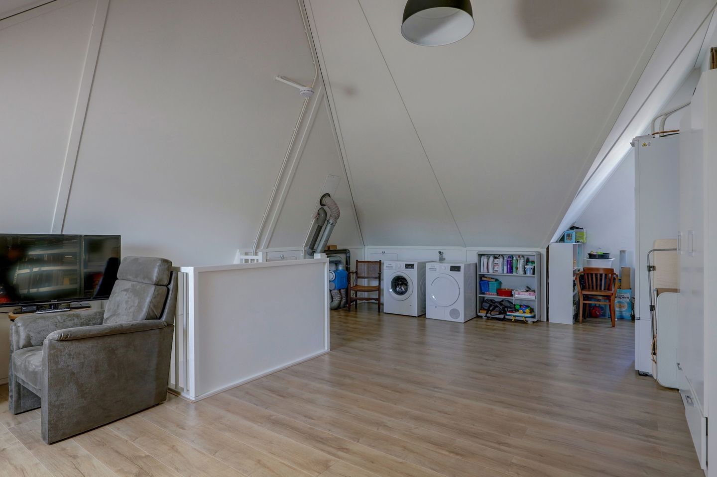 Foto 29 van De Overhaal 15