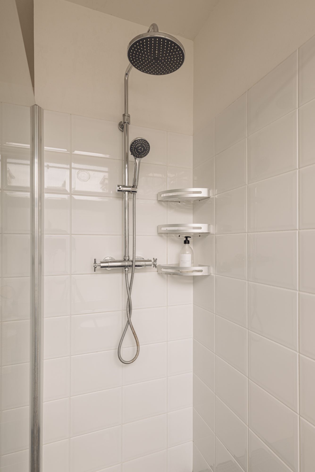 Foto 20 van Eerste Helmersstraat 52-2