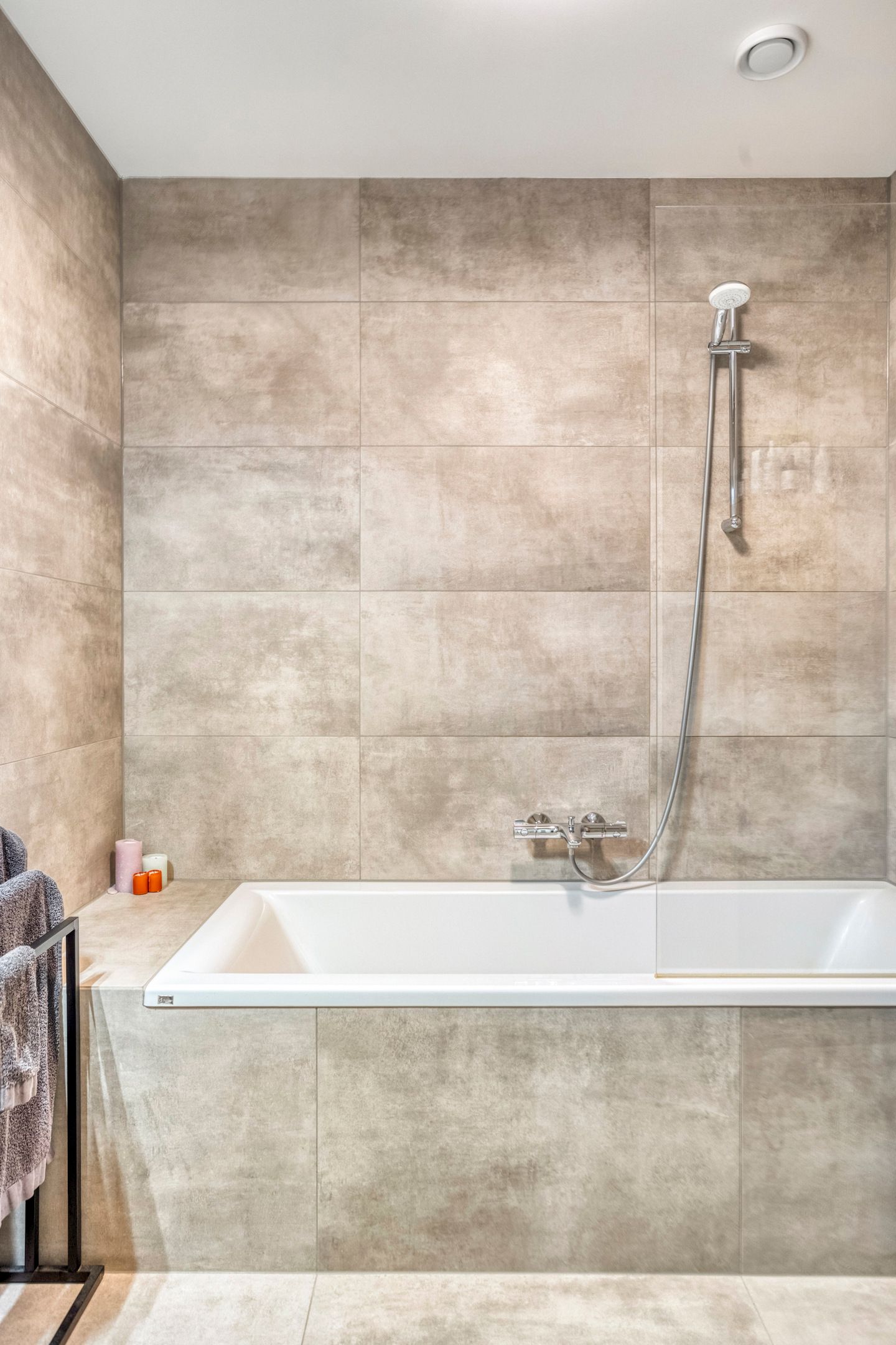 Photo 19 of Noorderhoofdstraat 48-B