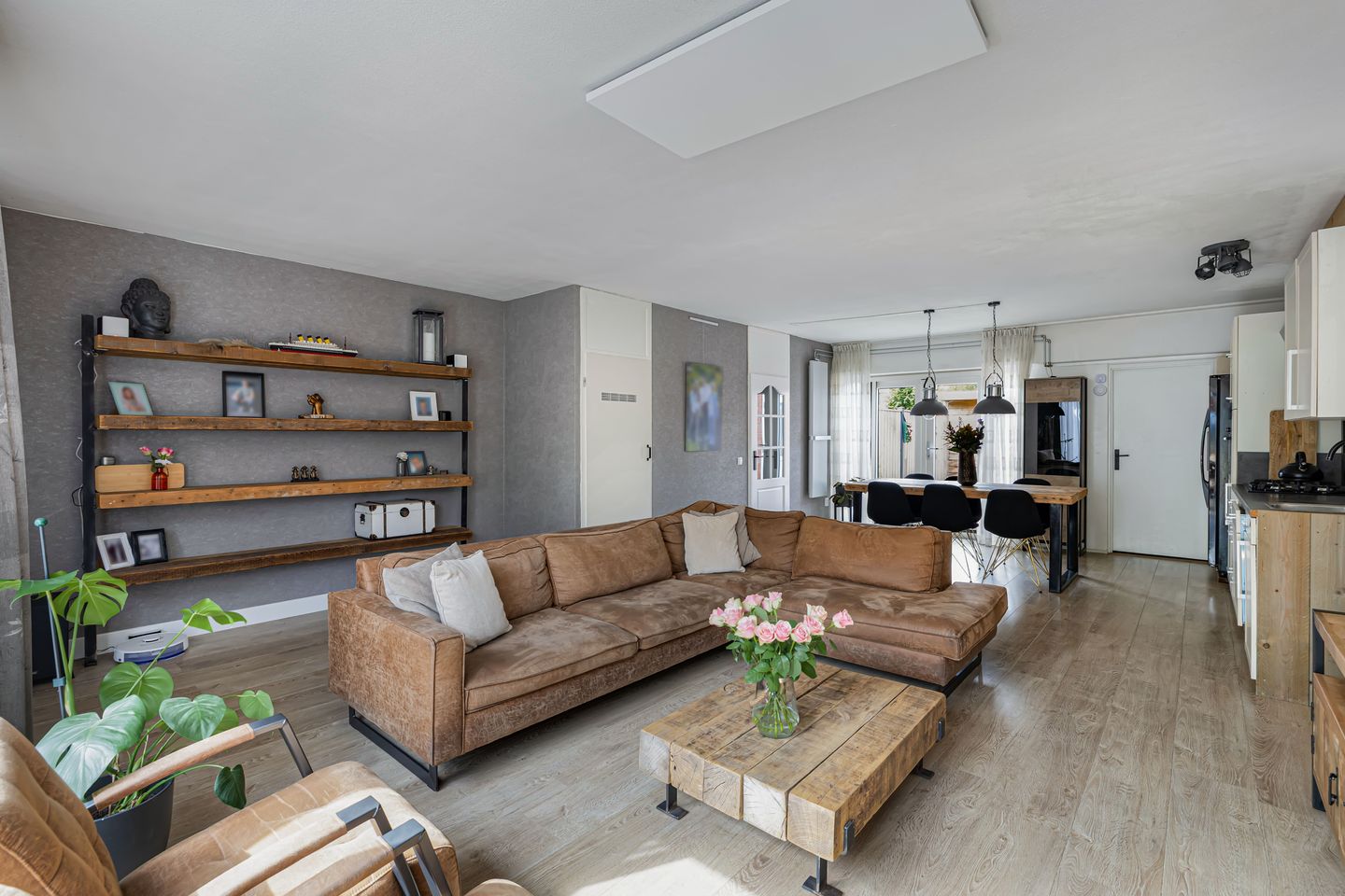 Foto 10 van Jol 25 12