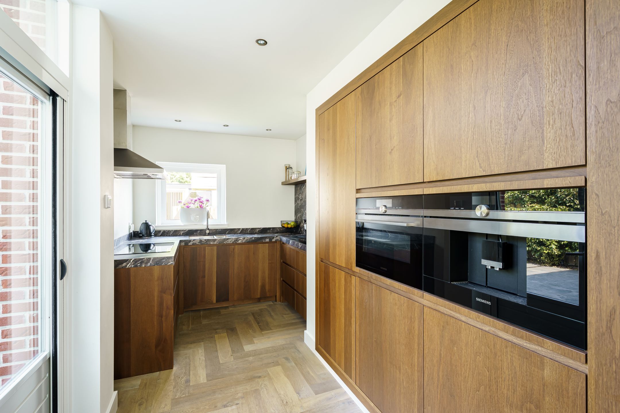 Foto 12 van Meidoornlaan 14